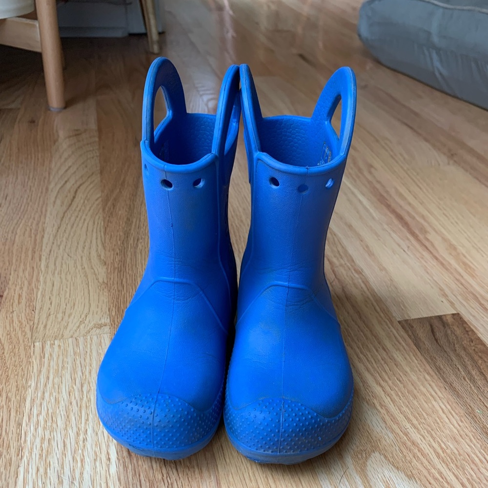 Kids Blue Crocs Rain Boots size C 9